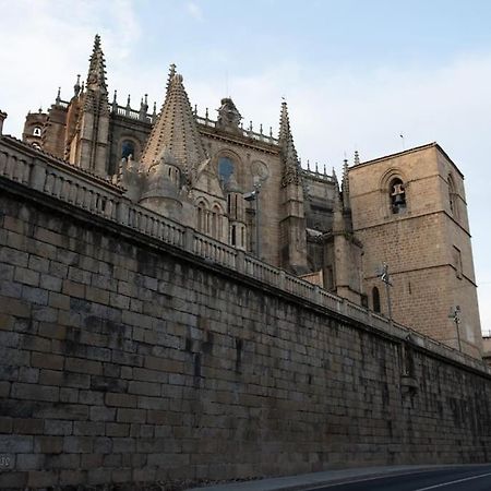 Las Dos Catedrales 2 Plasencia Luaran gambar